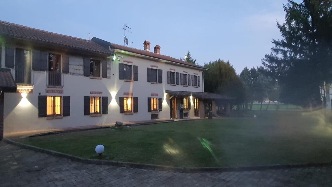 Bed and Breakfast Il Basin Calliano  Екстер'єр фото